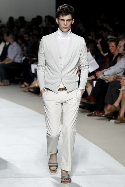 Look 42